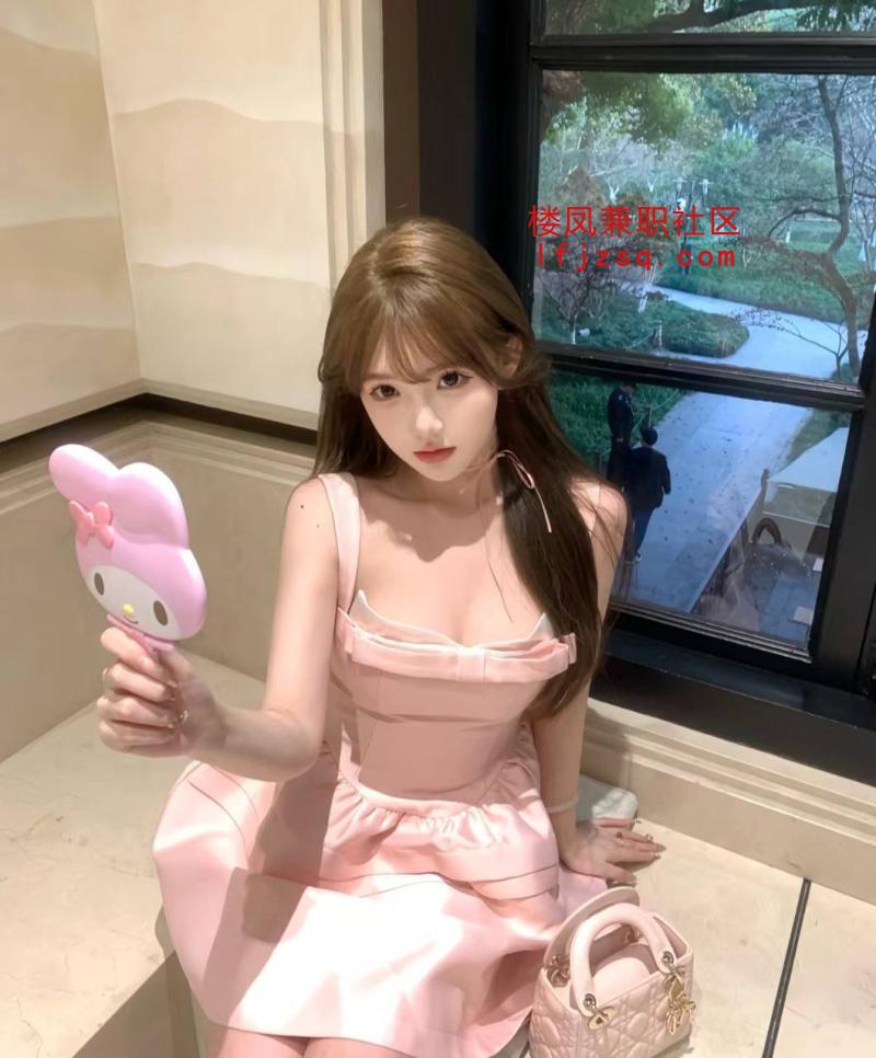 风情制服大波熟女