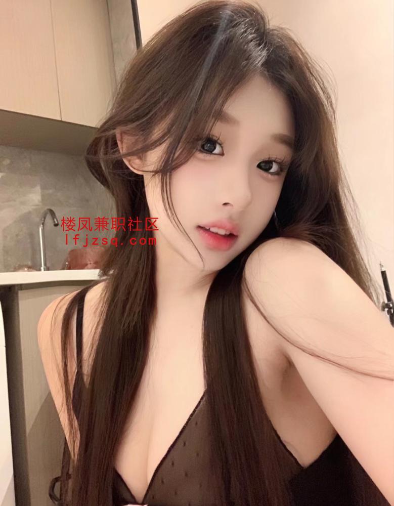骚妹掰开骚B乖乖让你进，骚逼水多还紧待开发见面付款安全有保障