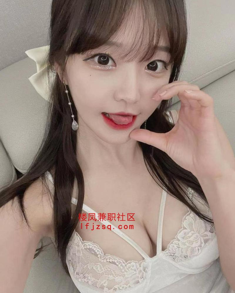 性瘾小湿妹胯下渴望大屌