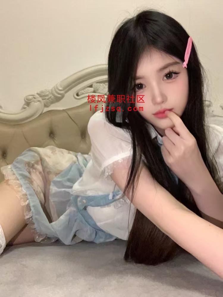 甜美纯欲粉嫩学生萝莉刚破处不久好紧
