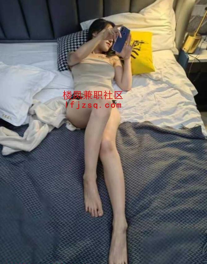 满分颜值顶级美腿表情很销魂