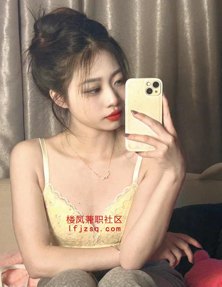 宁波丰满情人跪舔吃J爽到爆