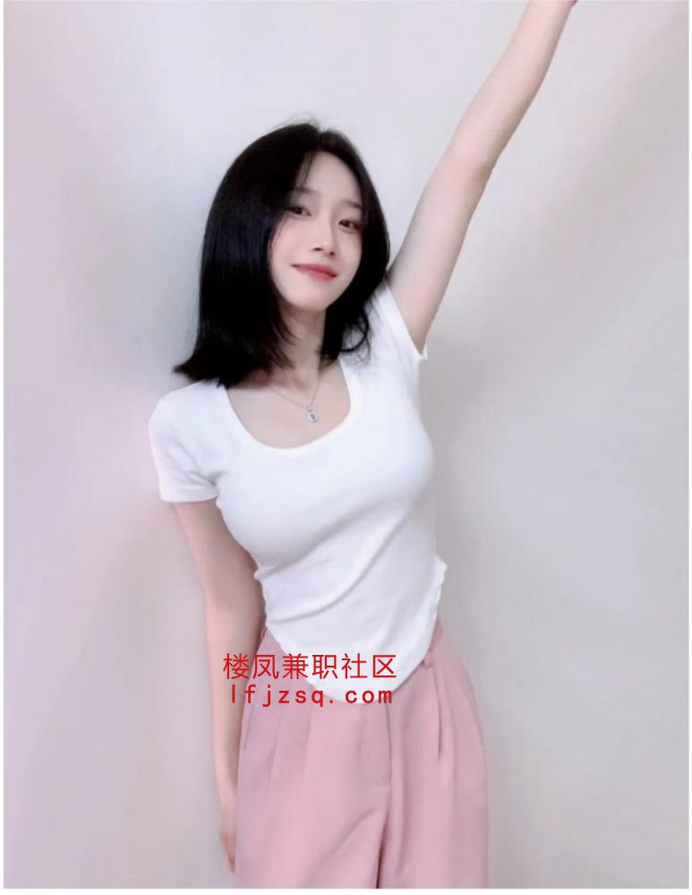 巨乳邻家女孩好甜初恋一样