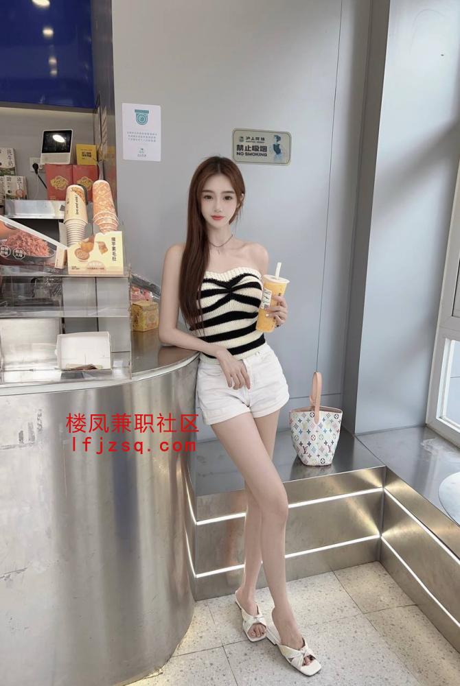 体验风骚完美身材小姐姐