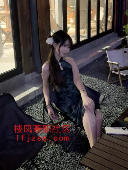 佛山性感尤物身材匀称