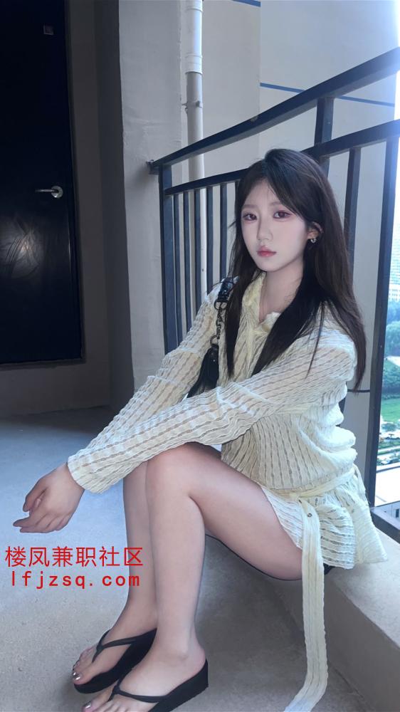 大长腿美女尤物蜜桃多汁
