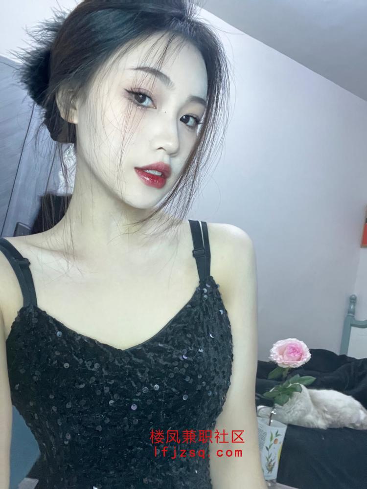 婀娜多姿高颜值妹妹
