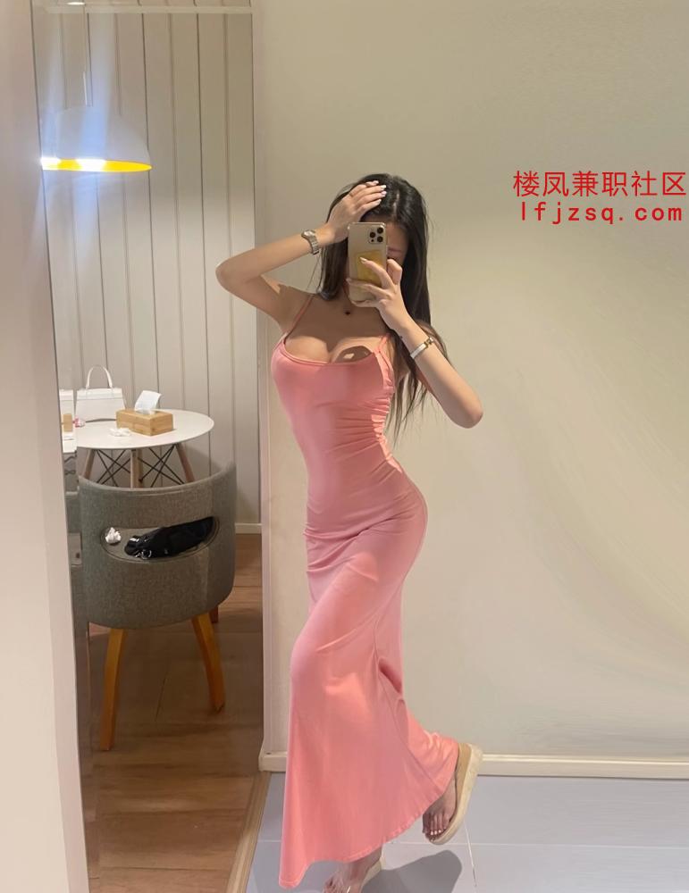 性感大奶气质妹妹美腿丝足控