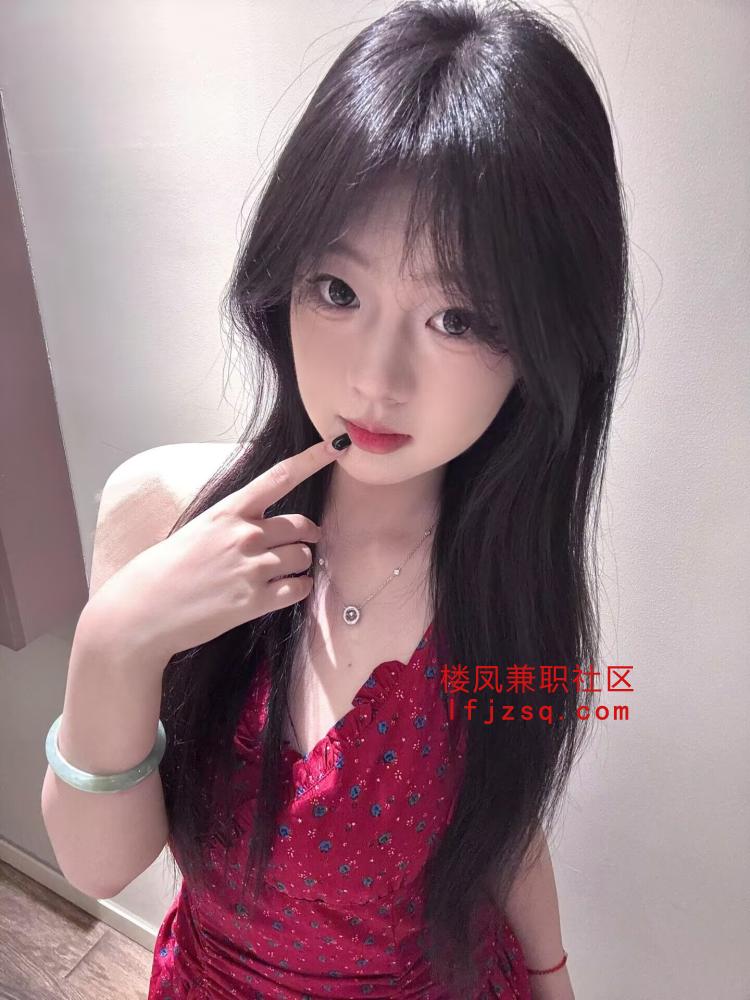 兼职骚货妹妹很主动 实战就是爽