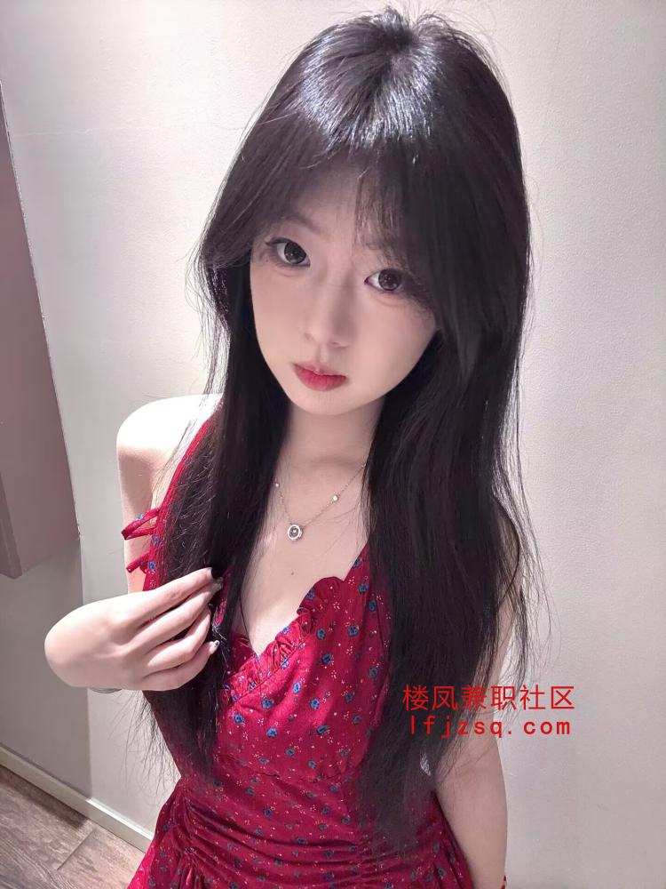 兼职骚货妹妹很主动 实战就是爽