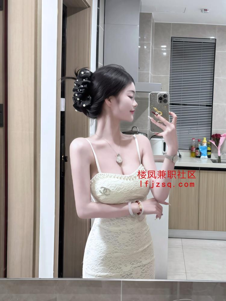皮肤光泽颜值胸大老师