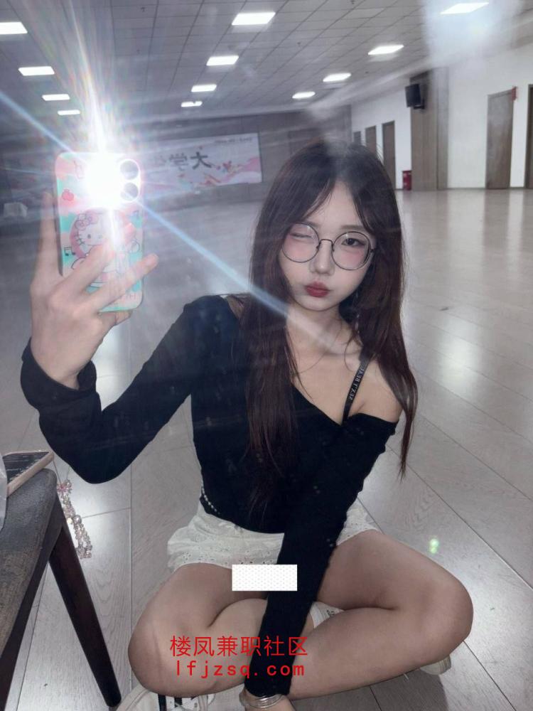 毫州冷白皮美腿小少妇〈提供私人公寓〉