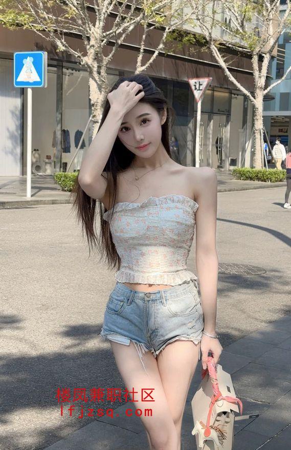 性感BBW翘臀姐姐