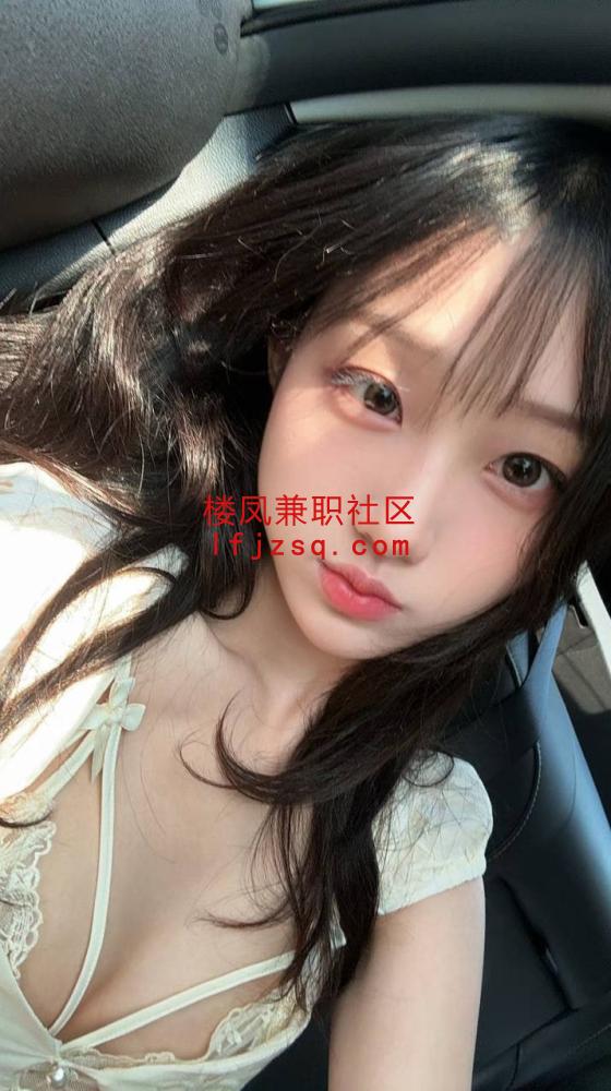 宁波馒头穴小姐姐蜜桃臀小蛮腰