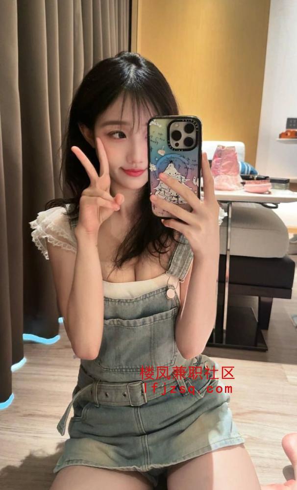 宁波馒头穴小姐姐蜜桃臀小蛮腰