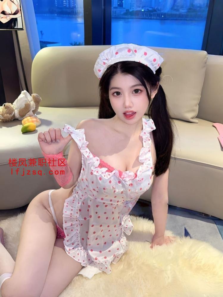 珠海白嫩蜜桃臀各种姿势很配合