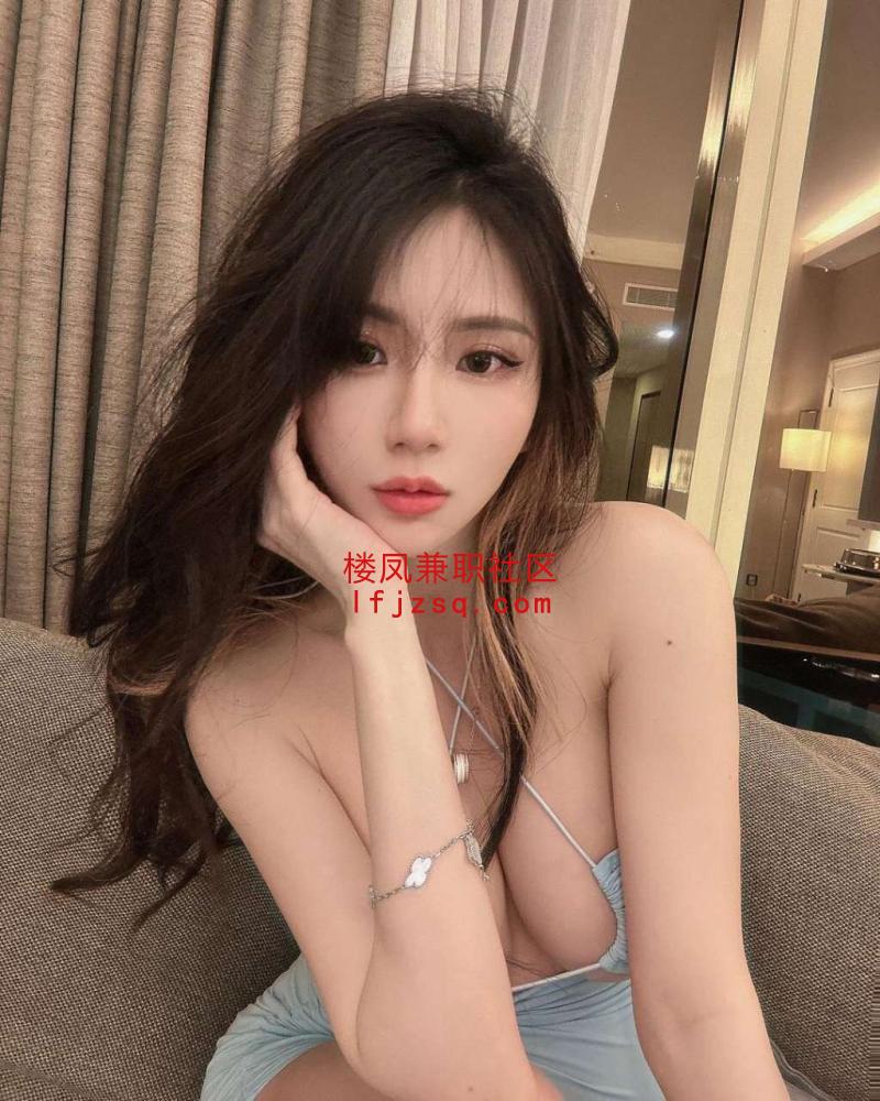 高质量黑丝美女让人欲罢不能
