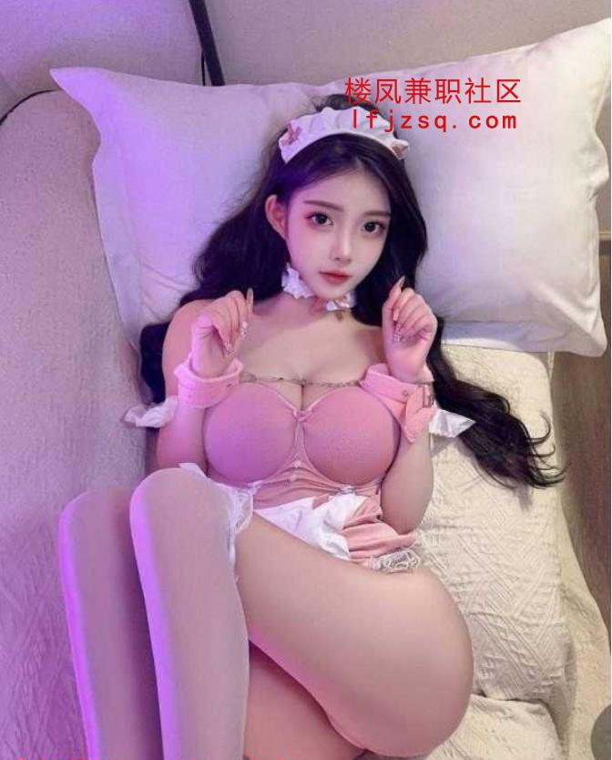 徐汇娇躯灵动奶大水多十分诱人小萝莉