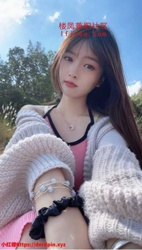 极品骚逼紧致水多，服务一流肤白貌美身材丰腴