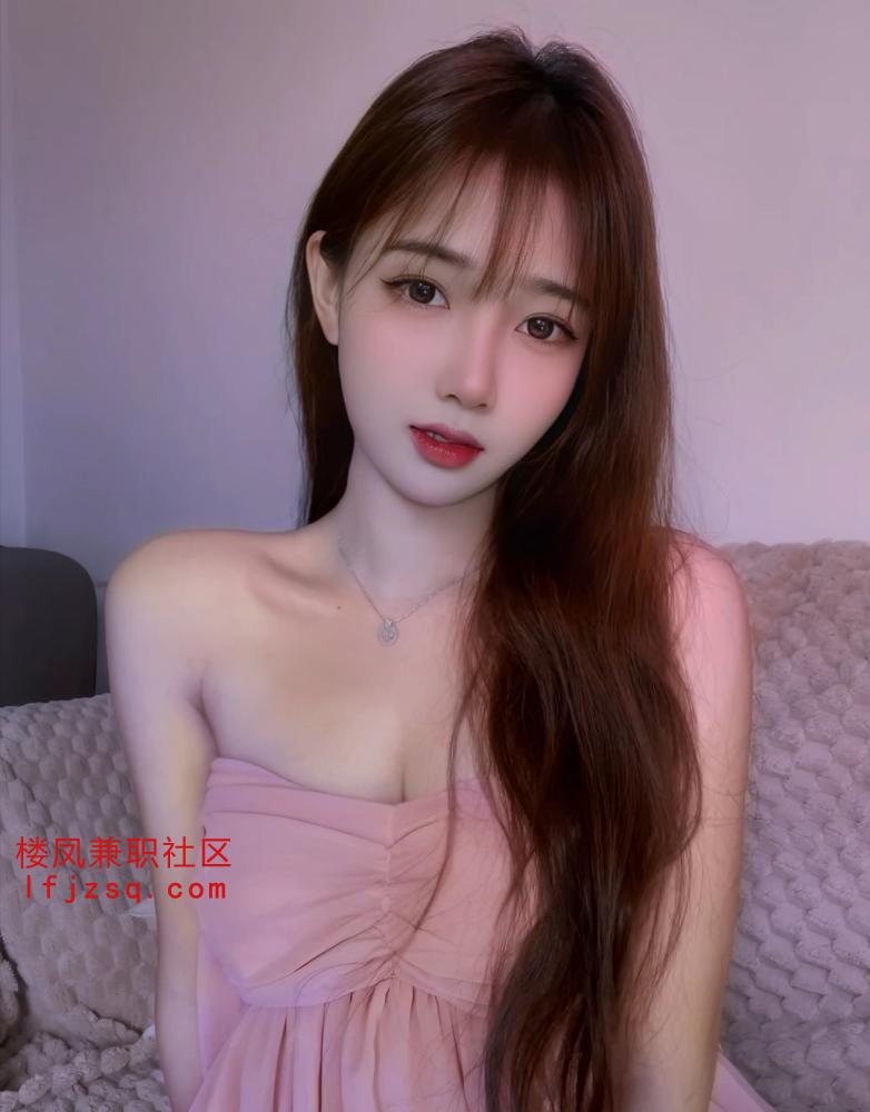 粉嫩高挑学妹兼职