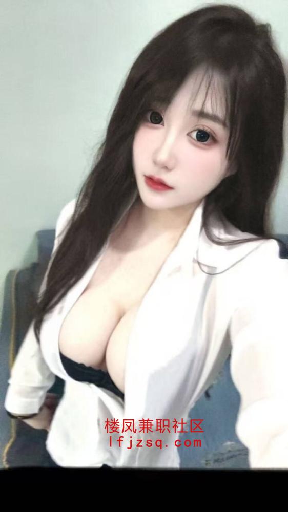 高颜值骚货肥鲍白嫩辣妹反差小母狗