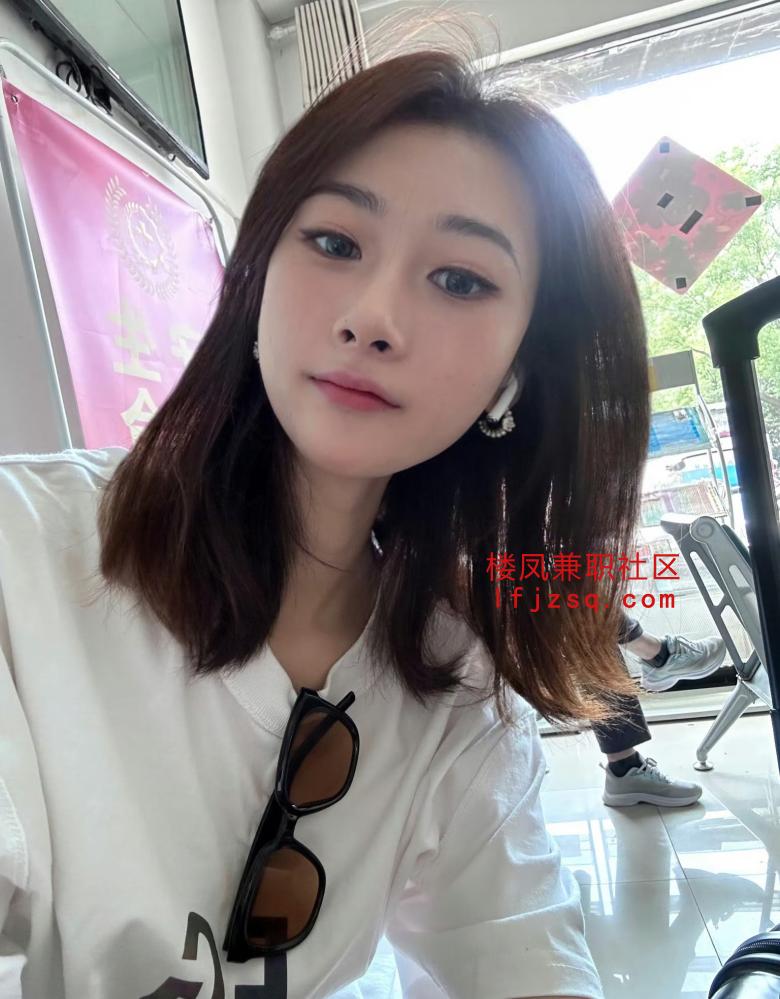深圳热情辣妹很有女友感