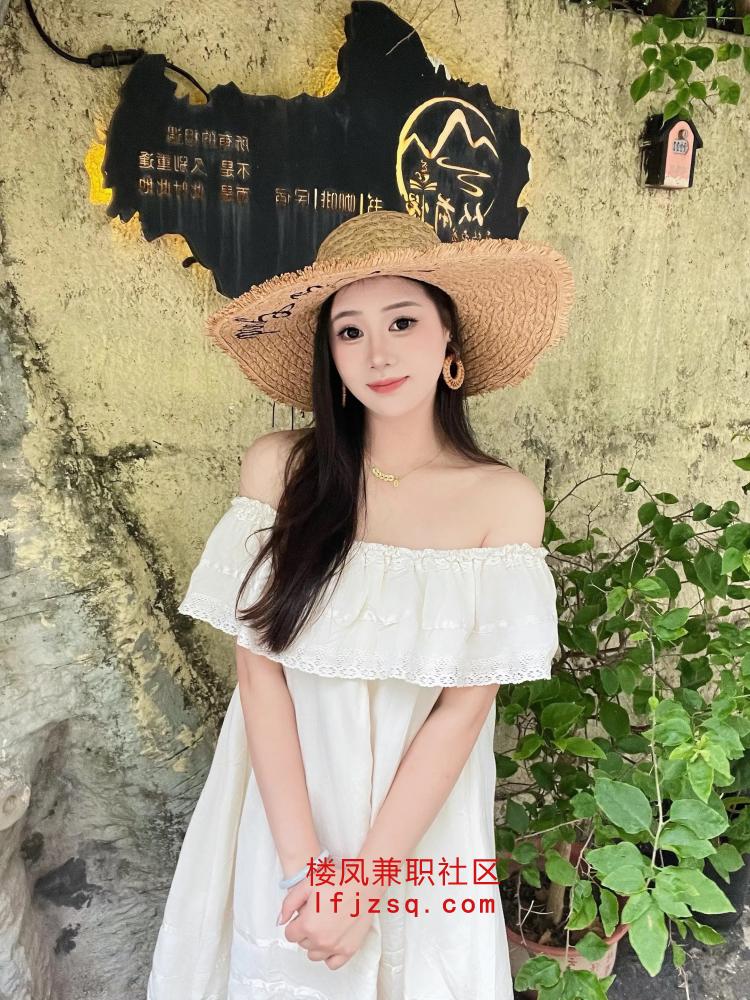 高挑南方气质小姐姐
