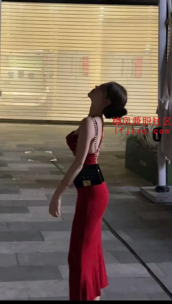 性感美女御姐的诱惑
