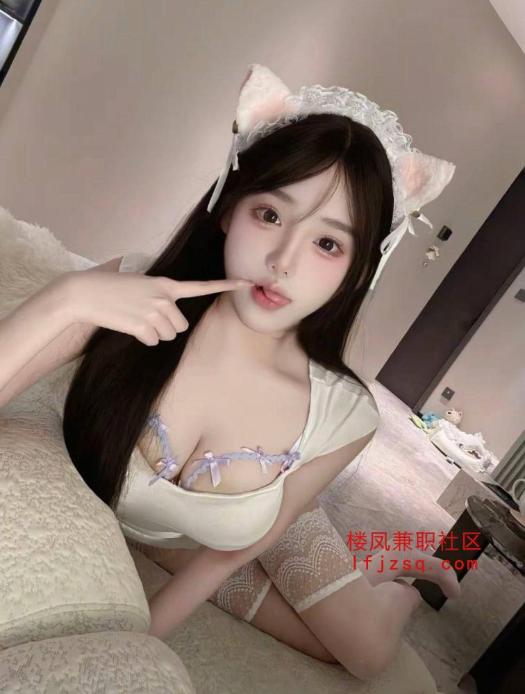 俏皮小骚货