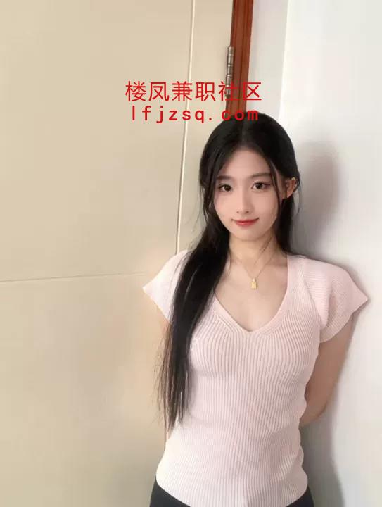 极品性感大胸骚妹