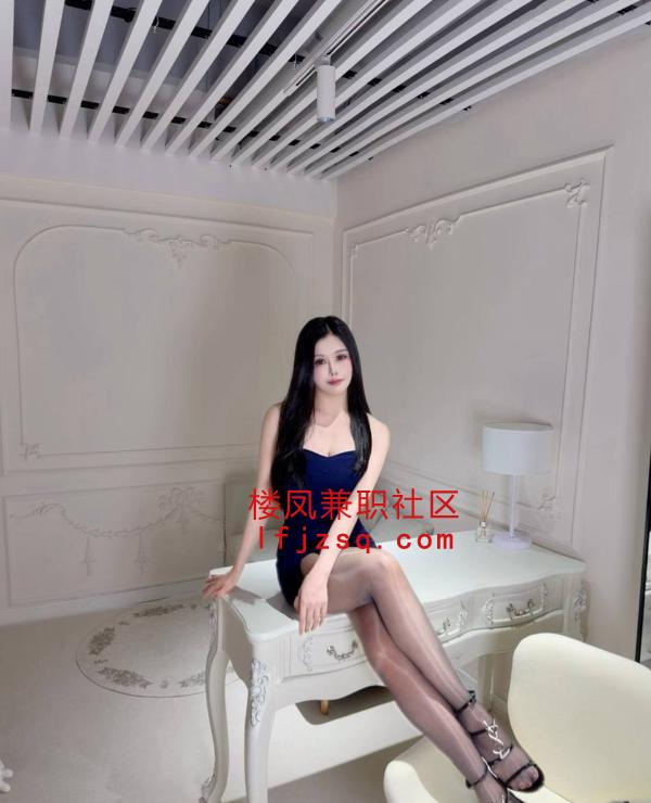 性感艳舞女郎