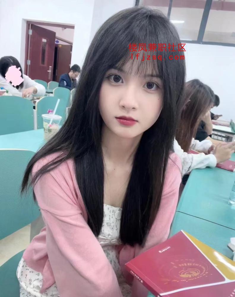 气质大学生刚破处下海真的好甜好紧好粉嫩