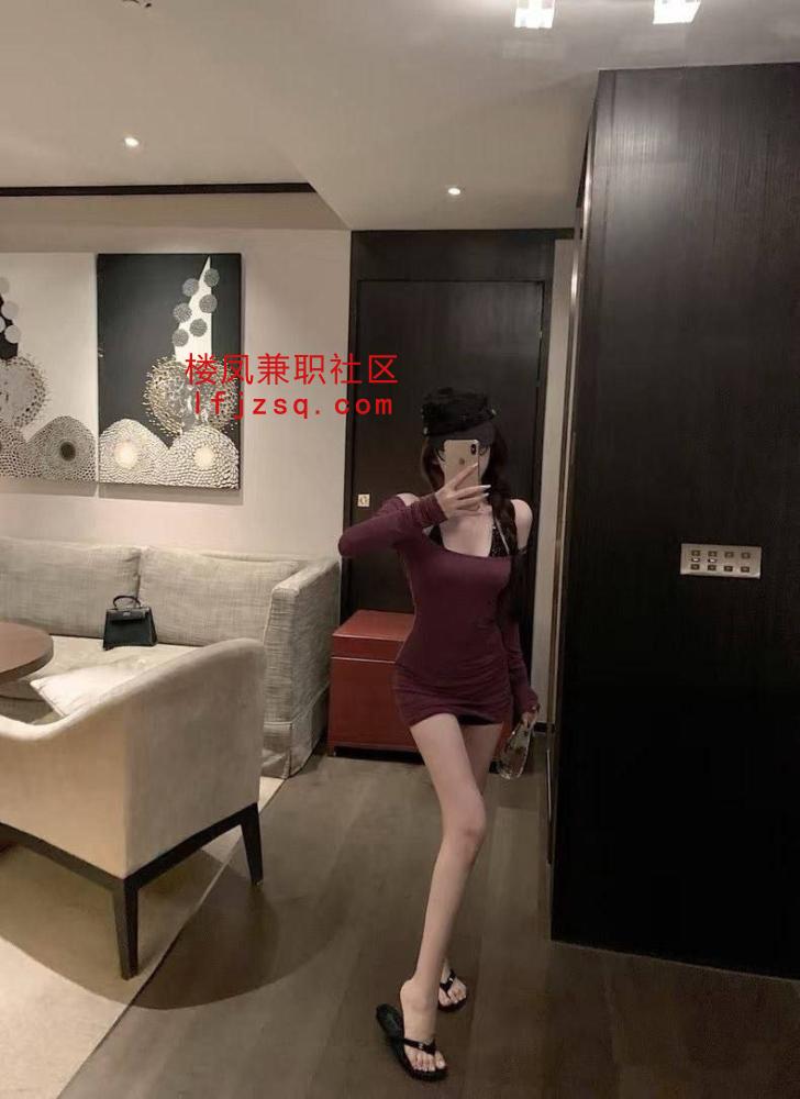 铜川长腿制服女神〈提供私人公寓〉