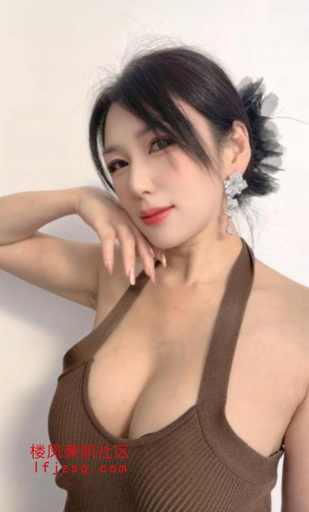 济南邂逅风骚妖艳小骚货口技一流