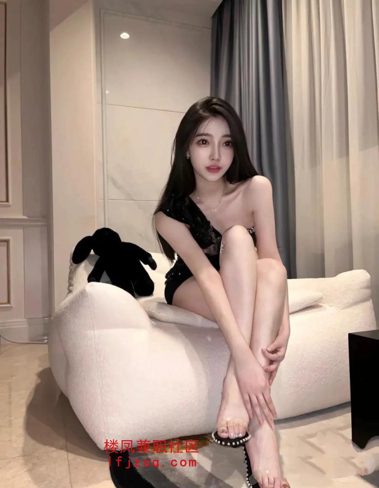 沈阳瑜伽老师高颜值性感美少女