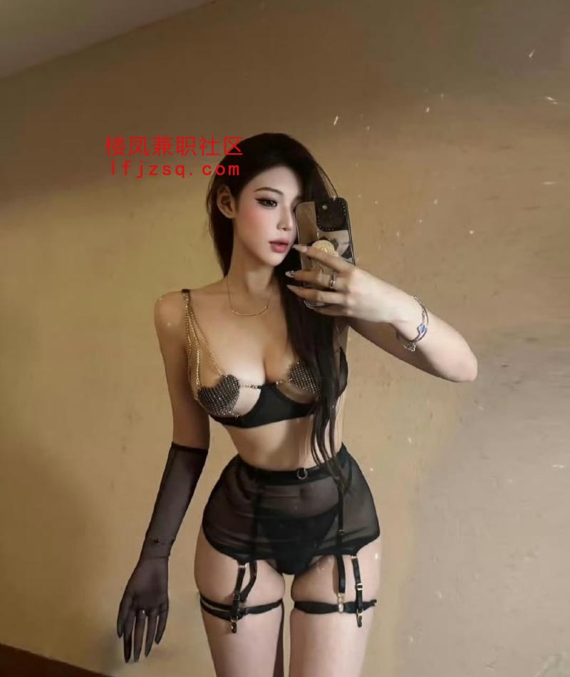 白虎紧致极品大胸美女
