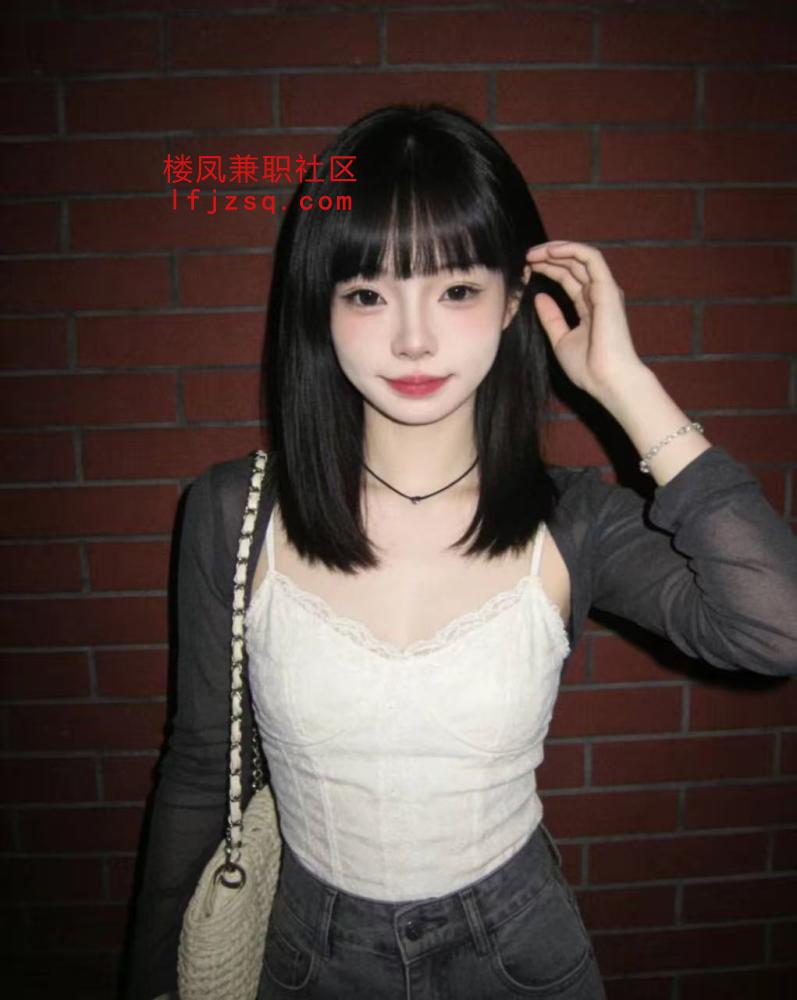 兼职小美淫水超多可无套