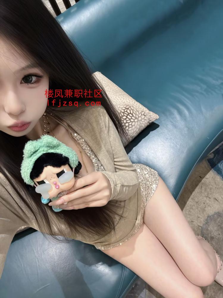 性感的妹妹 撞小屁股哇哇叫