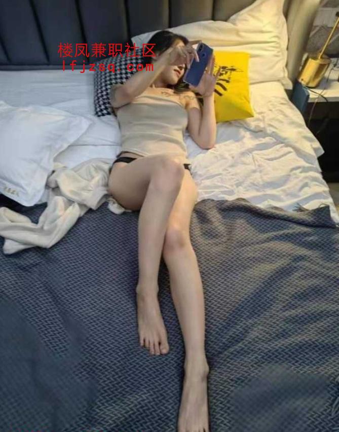 哈尔滨骚妹颜值高嫩逼粉嫩水润翘臀操有弹性 后入超爽