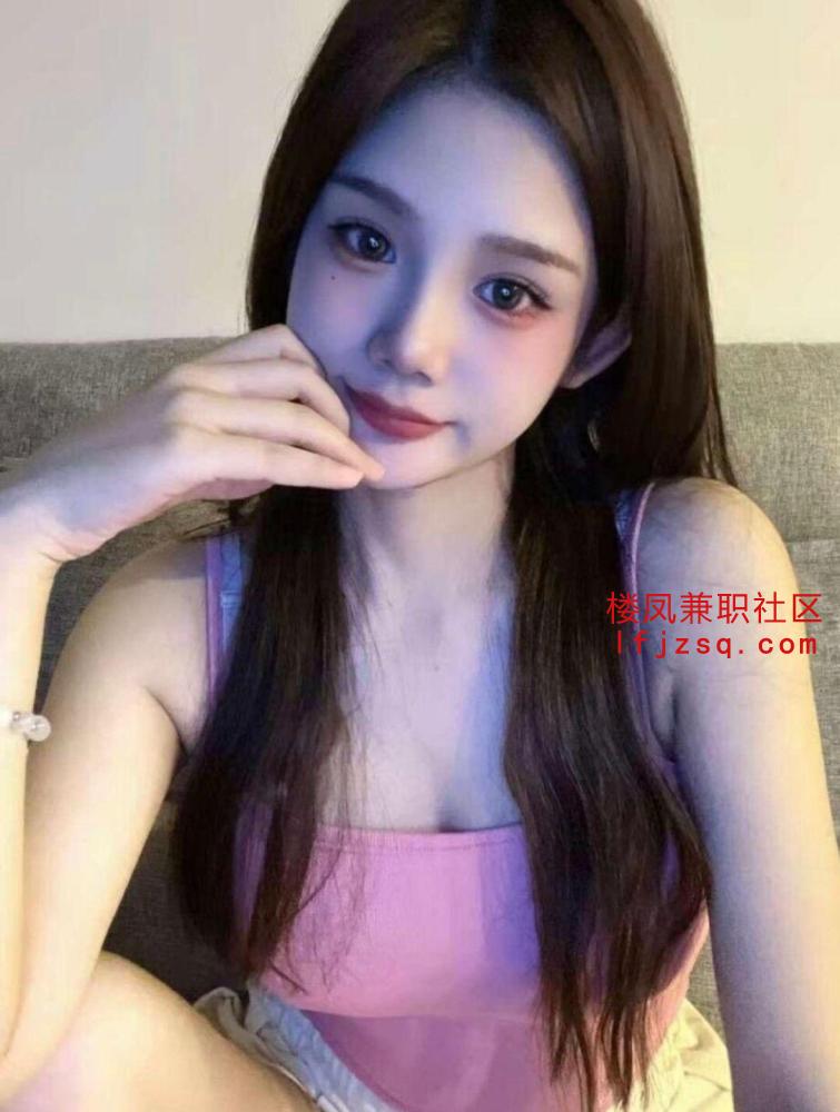 盐城反差骚妹配合一切可吞精