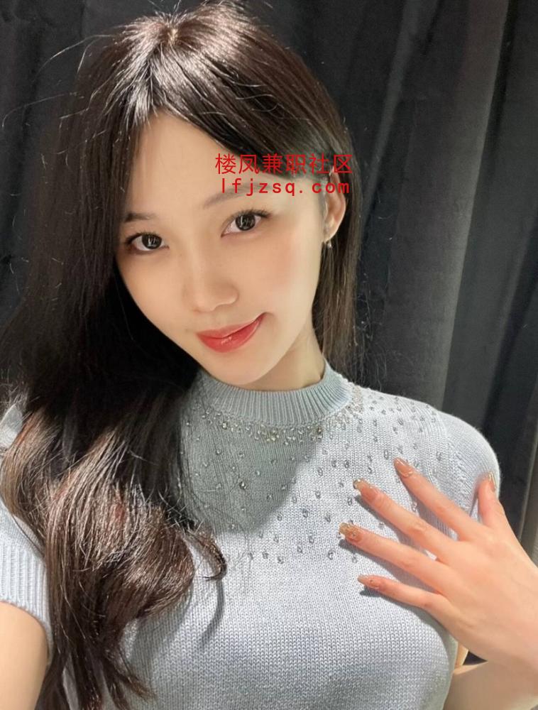 性感黑丝制服御姐