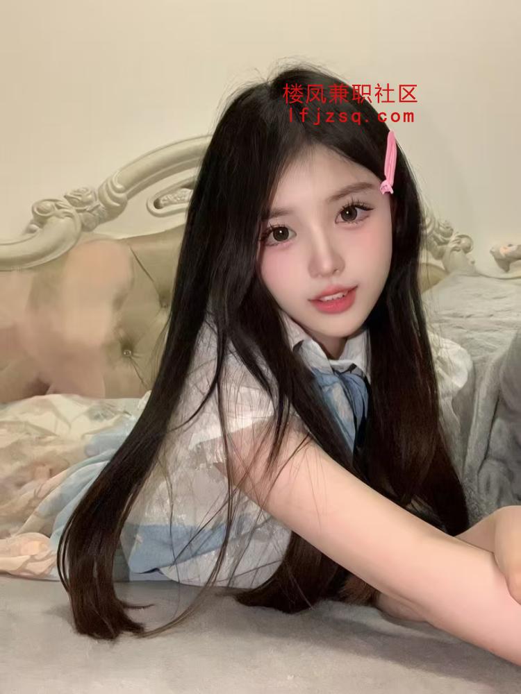 学生萝莉刚开学不久就下海真好紧刚破处不久