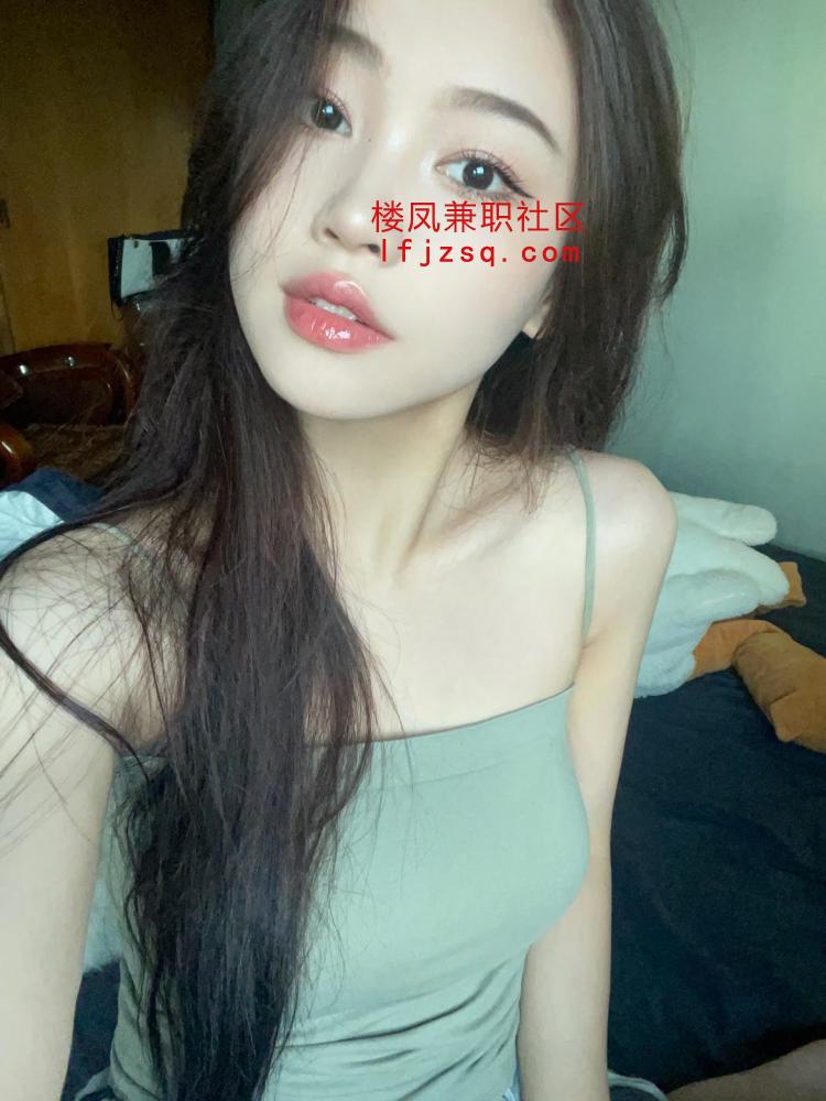 湛江性感美腿嫩妹，很会配合