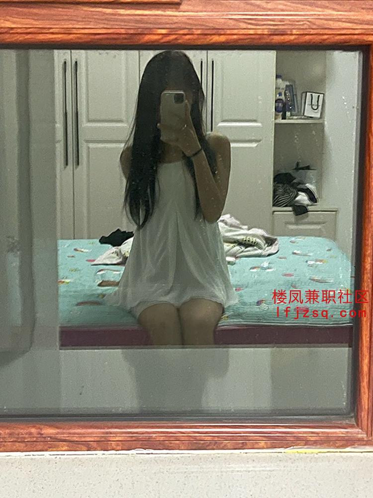 福州清纯甜妹敏感会喷水奶子粉