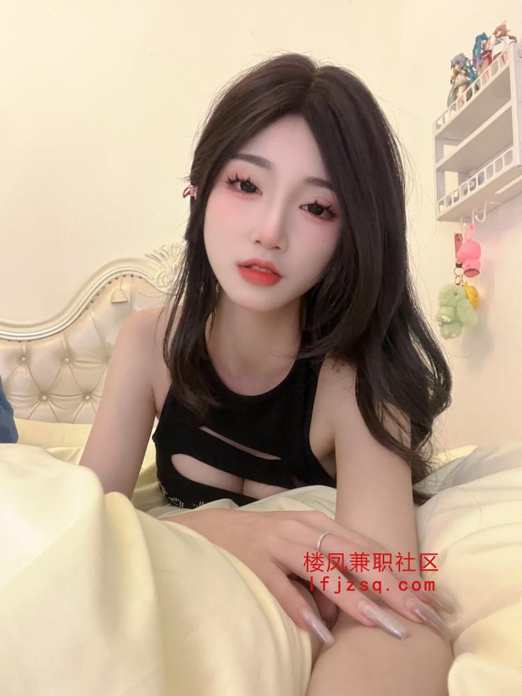 鄂尔多斯极品巨乳御姐极致反差婊