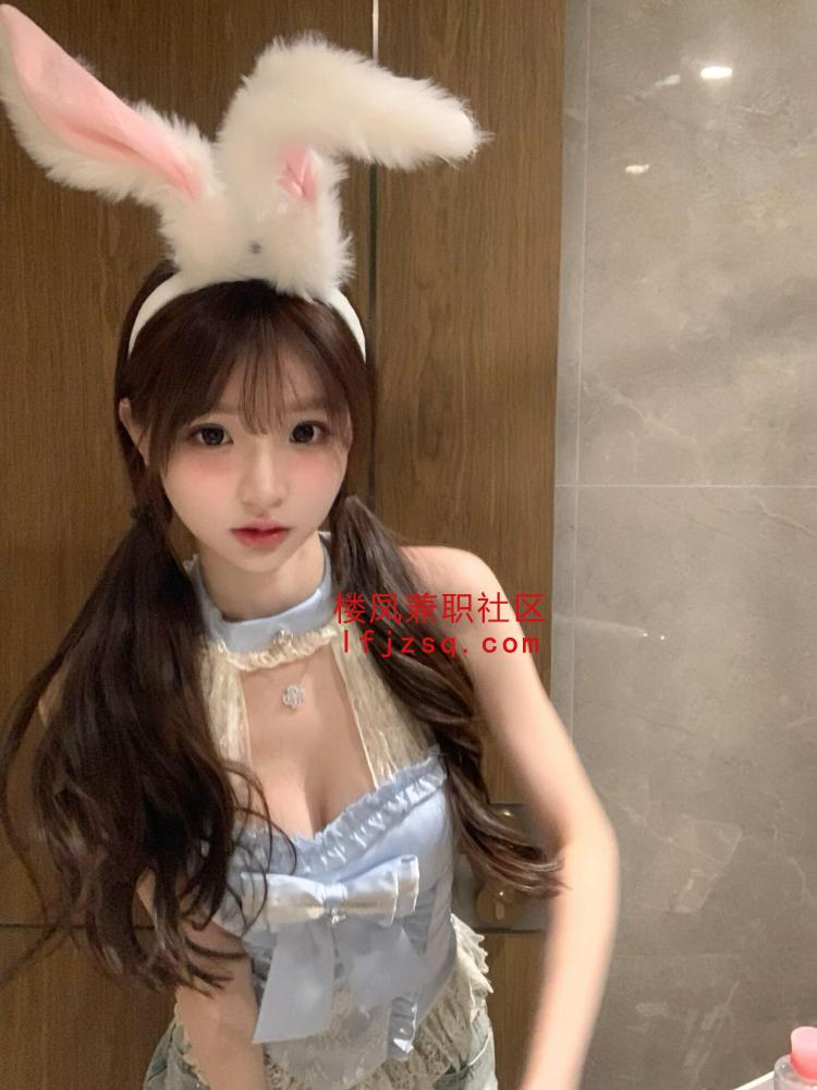 情趣口活好小骚货