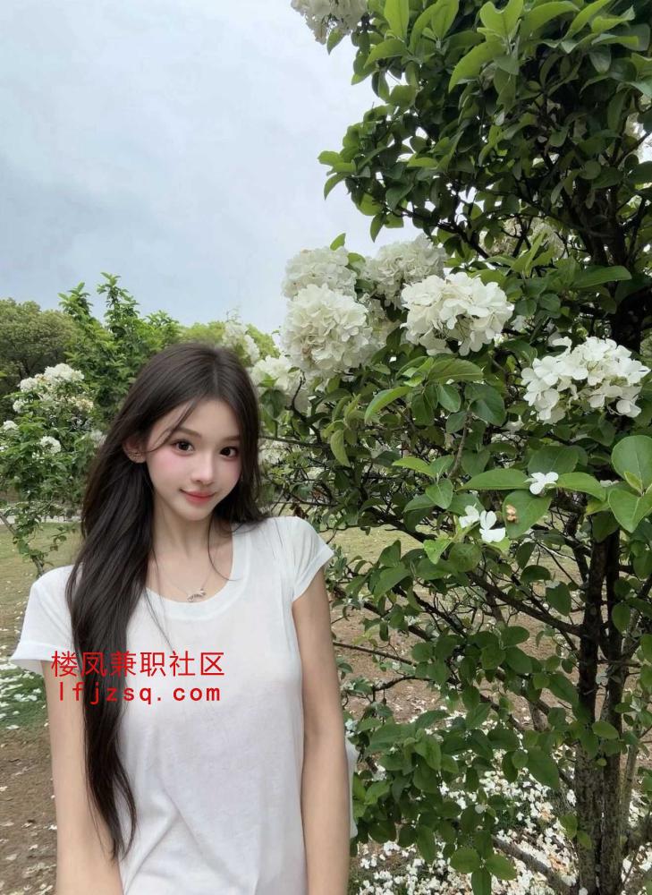 清纯小妹粉嫩多汁蝴蝶逼