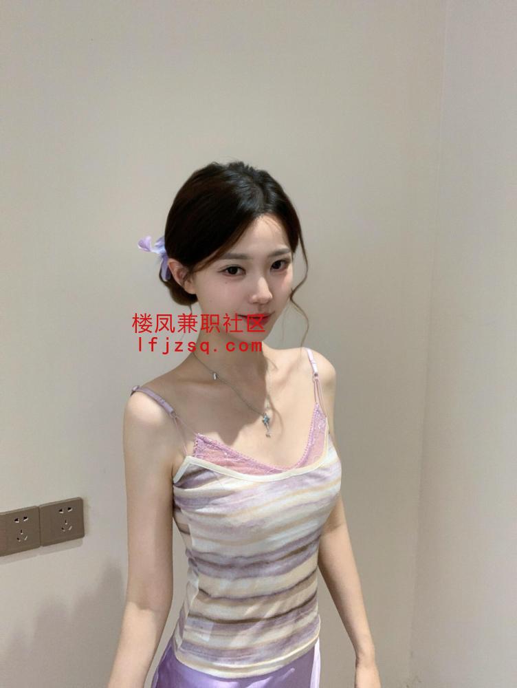 青涩害羞身子却浪被高速狠操浪叫呻吟