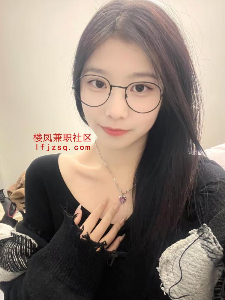 番禺舌吻嫩妹
