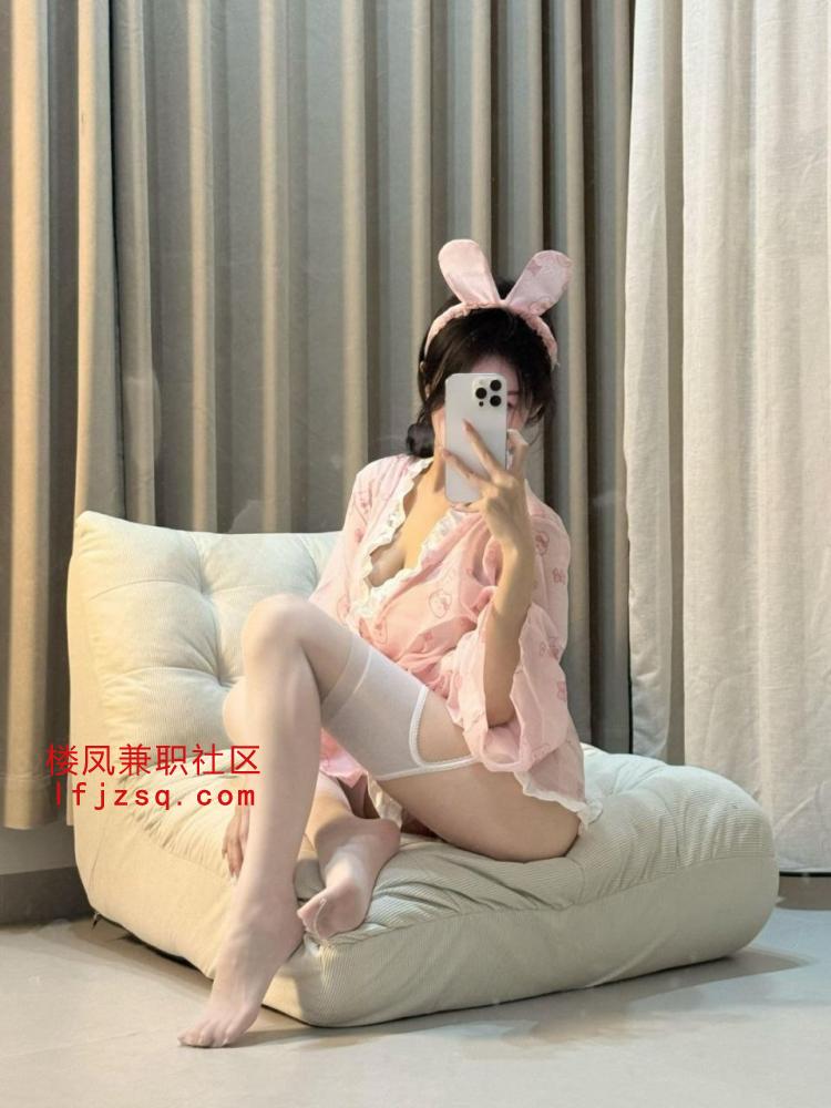 西安反差妹下海兼职敏感水多易高潮懂配合服务好、有体验报告